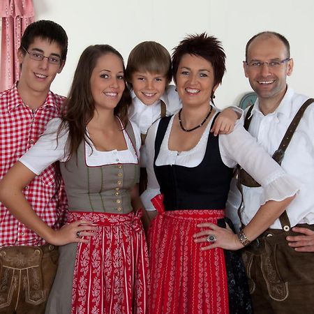 Hotel Flatscher Stuhlfelden Екстер'єр фото
