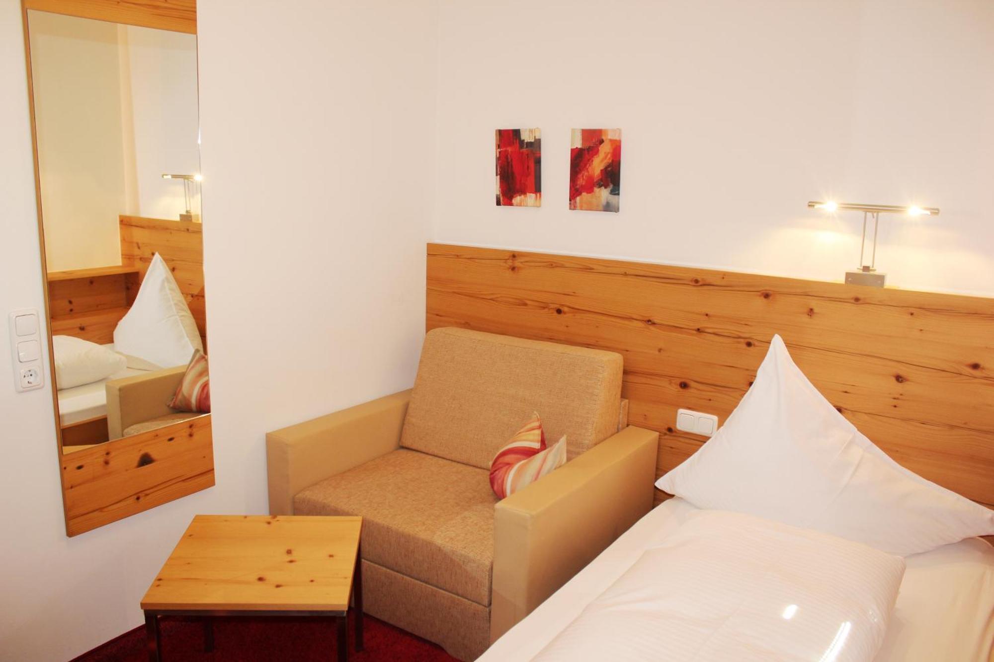Hotel Flatscher Stuhlfelden Екстер'єр фото