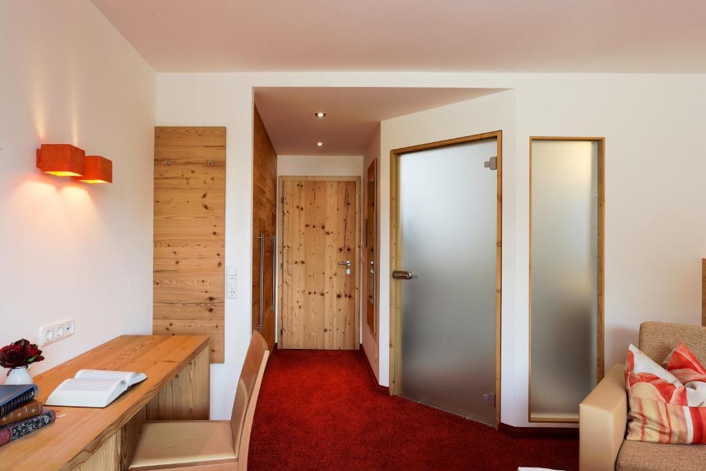 Hotel Flatscher Stuhlfelden Номер фото